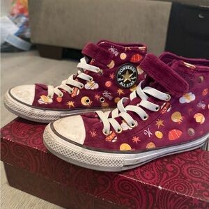 Kids Converse x Willy Wonka Limited Edition Sneakers Size 2 — Rare Collab